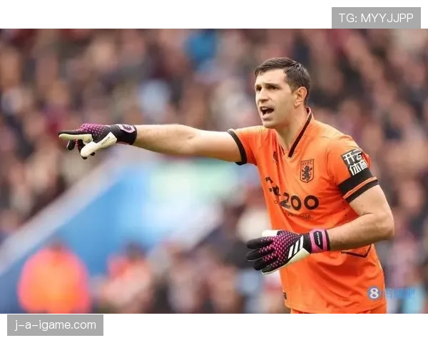 马丁内斯面对旧主阿森纳表现稳健 马丁内斯面对旧主阿森纳表现稳健