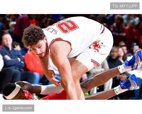 申京挡拆制造错位提升得分效率拉开内线威胁