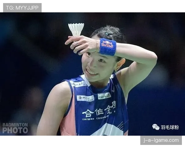 戴资颖赛场外竟然这么朴素？对比她拿奖金的架势差太多了！